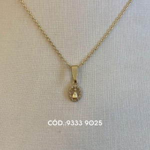 Colar nossa senhora oval 10 mm zircônia cristal