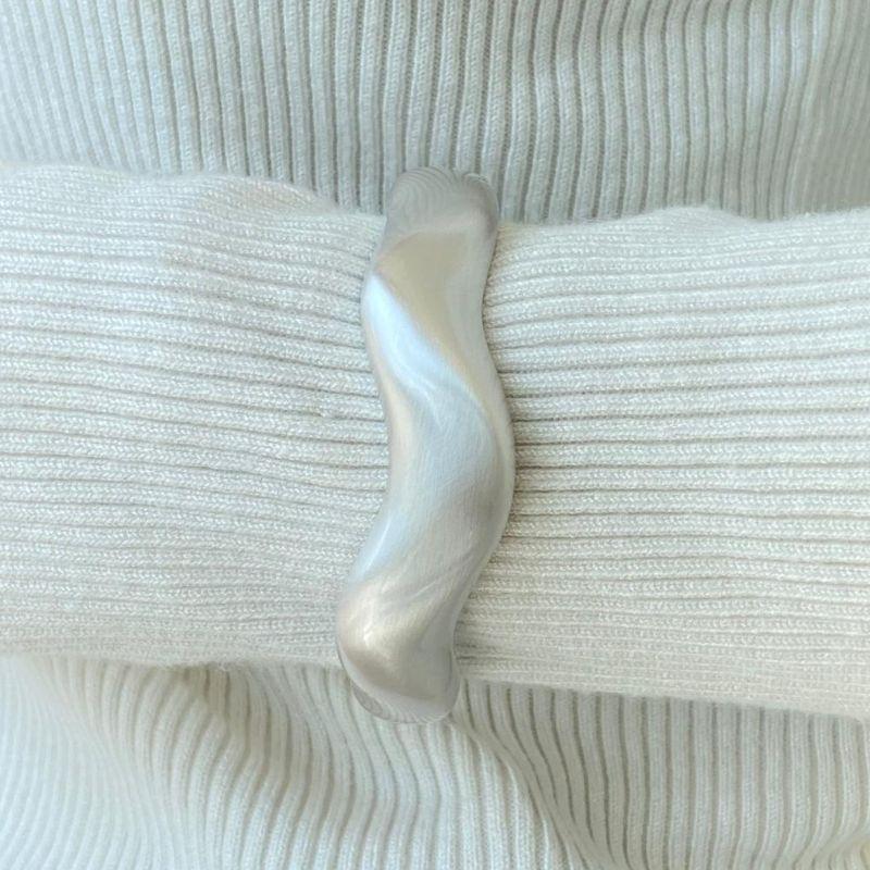 Bracelete liso escovado torto