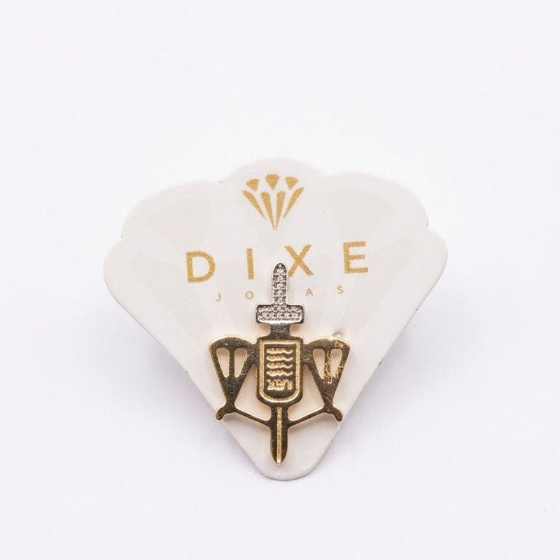 Broche Direito com Aplique de Ródio